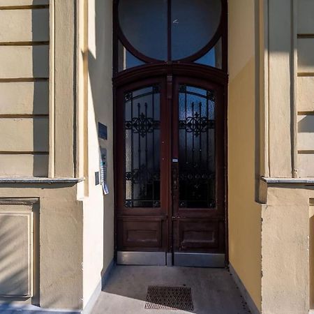 Compact Studio Near Center By Hm Wien Exteriör bild