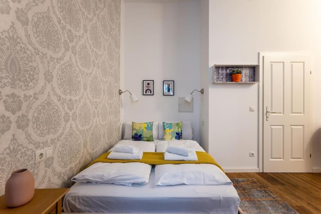 Compact Studio Near Center By Hm Wien Exteriör bild