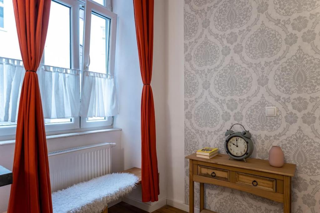 Compact Studio Near Center By Hm Wien Exteriör bild