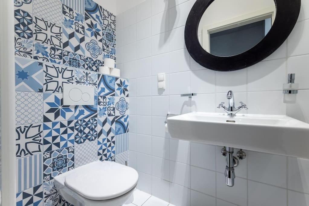 Compact Studio Near Center By Hm Wien Exteriör bild